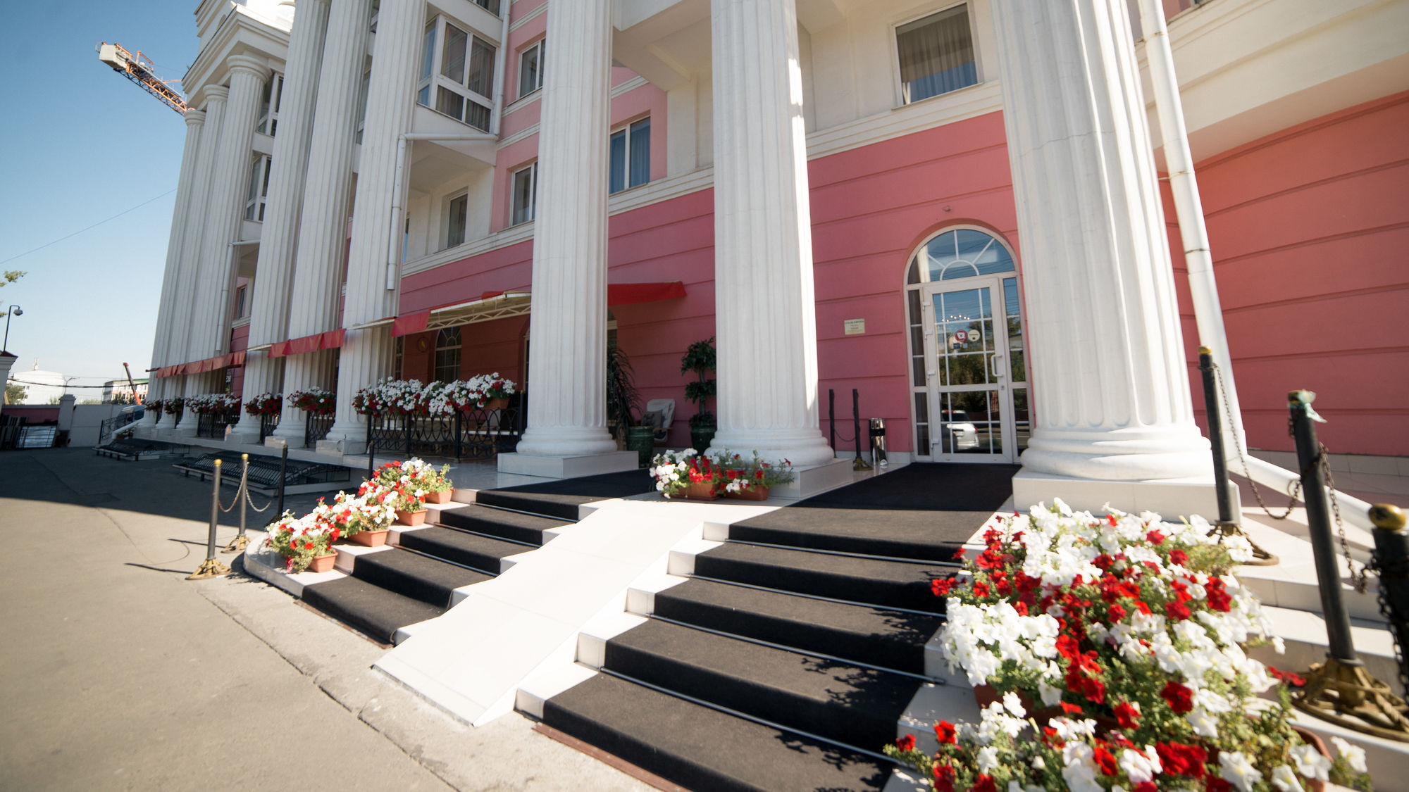 Europa Hotel Irkutsk Exterior foto